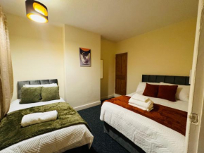 Cosy and spacious 2 bedroom house in Leicester